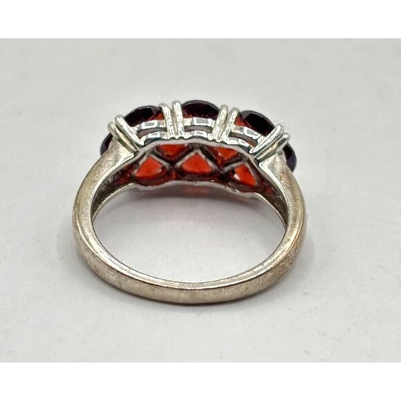Sterling Silver 925 Ring Size 9 With Red Stones - Picture 2 of 8